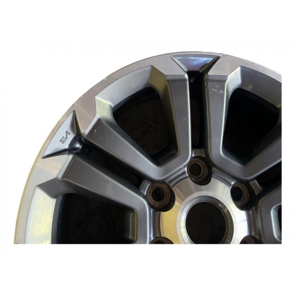 Roda Liga Original Aro 18 Mitsubishi L200 Hpe-s 2022 Detalhe